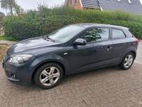 Gebraucht Kia Ceed 89 PS (65 kW) 2013 Grau Kleinwagen
