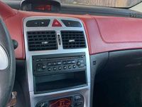 Gebraucht Peugeot 307 CC 136 PS (100 kW) 2004 Cabrio