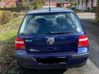 Gebraucht VW Golf IV 75 PS (55 kW) 2003 Blau Kleinwagen