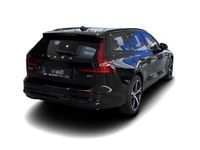 Gebraucht Volvo V60 Plus 197 PS (144 kW) 2024 Schwarz Kombi