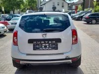 Gebraucht Dacia Duster 105 PS (77 kW) 2013 Weiß SUV