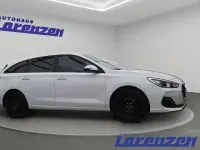 Gebraucht Hyundai i30 Advanced 101 PS (74 kW) 2020 Weiss Kombi