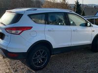 Gebraucht Ford Kuga 150 PS (110 kW) 2014 Weiß SUV