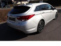 Gebraucht Hyundai i40 Premium 141 PS (103 kW) 2017 Silber Kombi