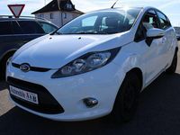 Gebraucht Ford Fiesta Trend 82 PS (60 kW) 2012 Weiß Kleinwagen