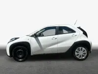Gebraucht Toyota Aygo X Play 72 PS (52 kW) 2023 Schneeweiß SUV