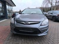 Gebraucht Hyundai i30 Classic 109 PS (80 kW) 2012 Grau Limousine