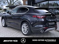 Gebraucht Alfa Romeo Stelvio Lusso 209 PS (153 kW) 2021 Schwarz SUV