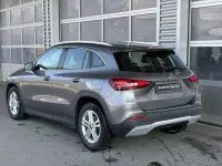Gebraucht Mercedes GLA200 Advanced 163 PS (119 kW) 2024 Grau SUV