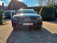 Gebraucht Mercedes E220 Avantgarde 194 PS (142 kW) 2016 Schwarz Kombi