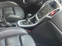 Gebraucht Opel Astra 165 PS (121 kW) 2012 Schwarz Kombi