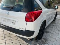 Gebraucht Peugeot 207 120 PS (88 kW) 2014 Weiß Cabrio