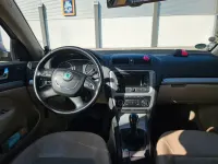 Używany Skoda Octavia Elegance 140 KM (102 kW) 2010 Beżowy Kombi