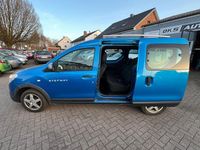 Gebraucht Dacia Dokker Stepway 90 PS (66 kW) 2016 Blau Van / Kleinbus