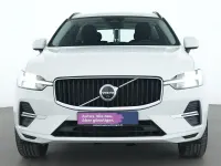 Gebraucht Volvo XC60 Momentum 197 PS (144 kW) 2022 Ice white SUV