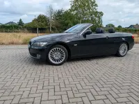 Gebraucht BMW 320 Cabriolet 184 PS (135 kW) 2011 Schwarz Cabrio