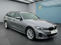 Gebraucht BMW 330e 292 PS (214 kW) 2022 Grau Kombi