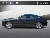 Gebraucht BMW 520 Sport Line 197 PS (144 kW) 2025 Sophistograu brillanteffekt me Limousine