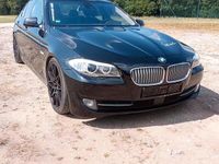 Gebraucht BMW 550 407 PS (299 kW) 2011 Schwarz Limousine