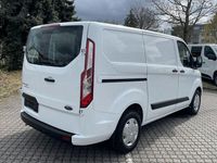 Gebraucht Ford Transit Custom 105 PS (77 kW) 2021 Weiß Van / Kleinbus
