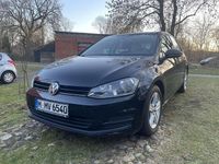 Gebraucht VW Golf VII Comfortline 125 PS (91 kW) 2015 Schwarz Kleinwagen