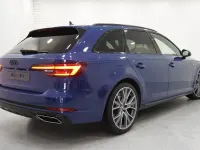 Gebraucht Audi A4 S-Line 190 PS (139 kW) 2019 Blau Limousine