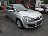 Gebraucht Opel Astra 90 PS (66 kW) 2006 Silber Limousine