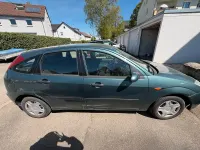 Second-hand Ford Focus 100 CP (73 kW) 2003 Verde Hatchback