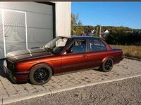 Gebraucht BMW 325 170 PS (125 kW) 1988 Orange Limousine