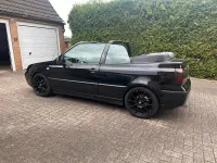 Używany VW Golf 116 KM (85 kW) 2001 Czarny Kabriolet