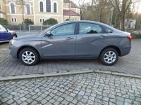Second-hand Lada Vesta 106 CP (77 kW) 2017 Gri Berlinǎ