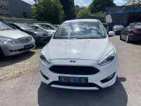 Gebraucht Ford Focus Titanium 150 PS (110 kW) 2015 Frostweiß Kleinwagen