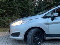 Gebraucht Ford Fiesta SYNC Edition 95 PS (69 kW) 2014 Grau Kleinwagen