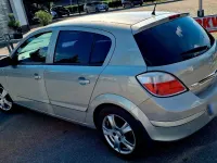Gebraucht Opel Astra 90 PS (66 kW) 2005 Silber Limousine