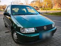 Gebraucht VW Polo 60 PS (44 kW) 1999 Grün Kleinwagen