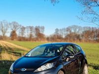 Gebraucht Ford Fiesta Trend 60 PS (44 kW) 2011 Schwarz Kleinwagen
