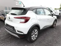 Gebraucht Renault Captur Intens 131 PS (96 kW) 2021 Perlmutt weiß metallic / schwarz SUV