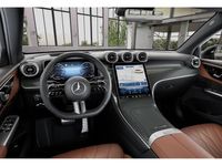 Gebraucht Mercedes GLC450 Advanced Plus 367 PS (269 kW) 2024 Weiss / polarweiß Coupé