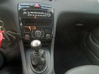 Gebraucht Peugeot RCZ Basis 156 PS (114 kW) 2012 Metallic schwarz perla nera Coupé