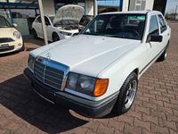 Brugt Mercedes E200 75 HK (55 kW) 1989 Hvid Sedan