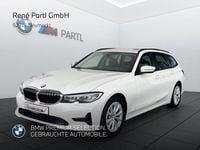 Gebraucht BMW 318 Advantage 150 PS (110 kW) 2022 Alpinweiß uni Kombi