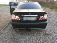 Gebraucht BMW 02 143 PS (105 kW) 2003 Schwarz Limousine