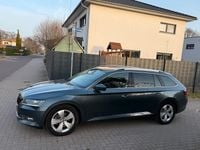 Gebraucht Skoda Superb 150 PS (110 kW) 2019 Grau Kombi