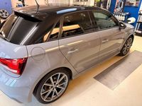 Gebraucht Audi A1 Ambiente 192 PS (141 kW) 2018 Grau Kleinwagen