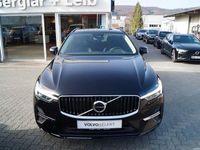 Gebraucht Volvo XC60 Core 197 PS (144 kW) 2022 Schwarz SUV