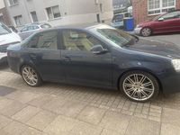 Gebraucht VW Jetta 170 PS (125 kW) 2007 Blau Limousine