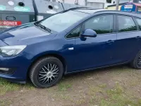 Używany Opel Astra 110 KM (80 kW) 2013 Niebieski Kombi