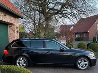 Gebraucht BMW 520 177 PS (130 kW) 2010 Schwarz Kombi