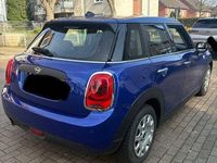 Gebraucht Mini ONE Classic 102 PS (75 kW) 2021 Blau Kleinwagen
