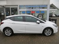 Gebraucht Opel Astra Edition 136 PS (100 kW) 2018 Weiß Limousine